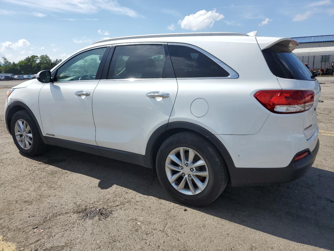 Lot #2589183701 2016 KIA SORENTO LX