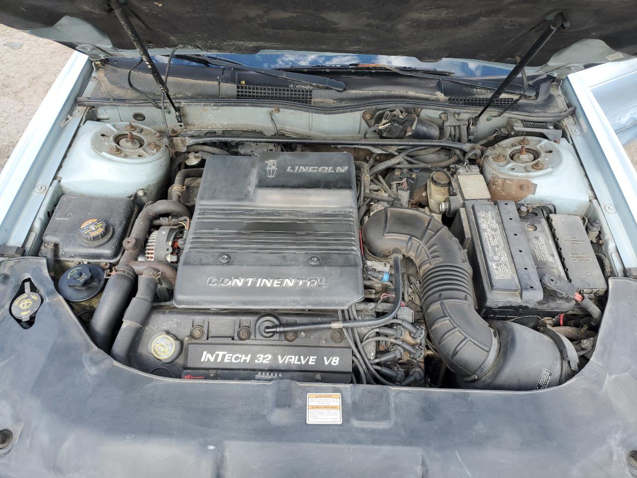 1LNLM97V4VY726889 1997 Lincoln Continental