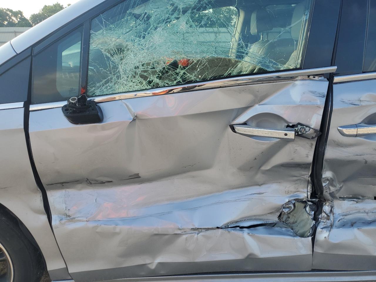 5FNRL6H93NB014701 2022 Honda Odyssey Elite