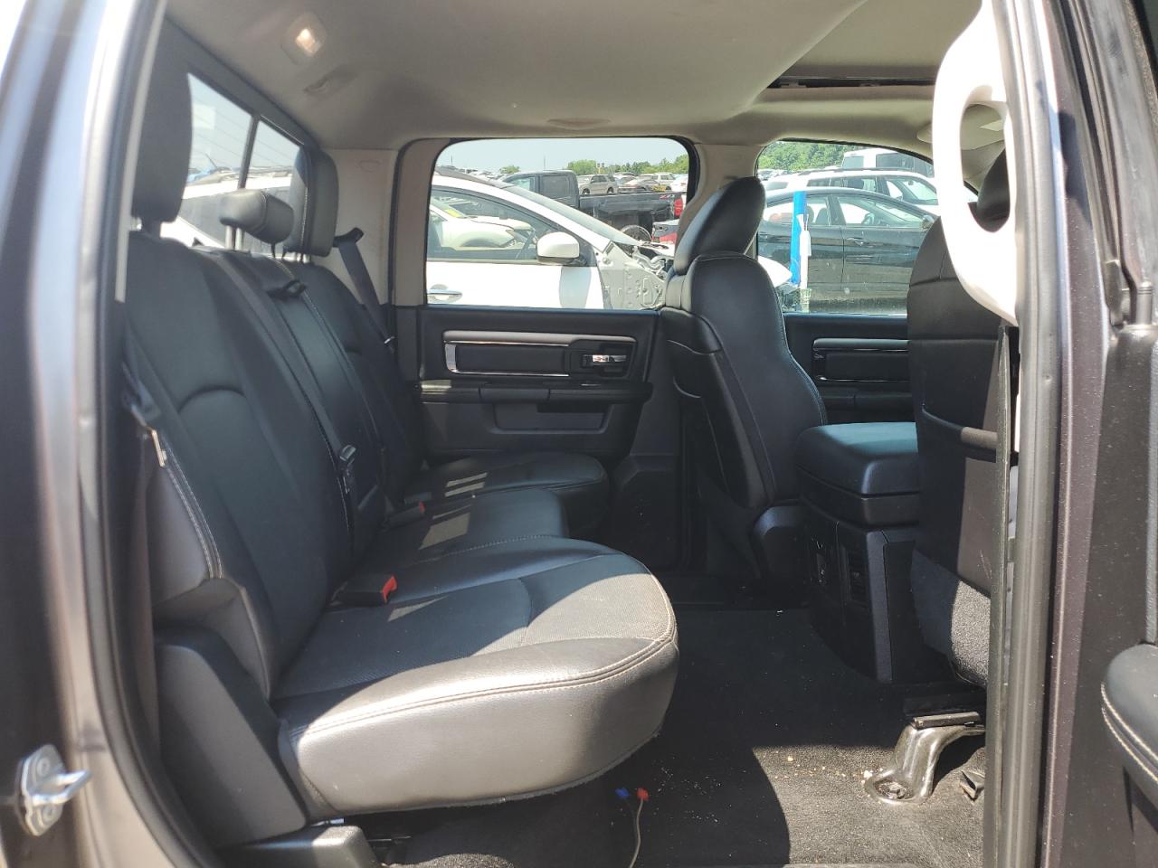 1C6RR7MTXGS357007 2016 Ram 1500 Sport