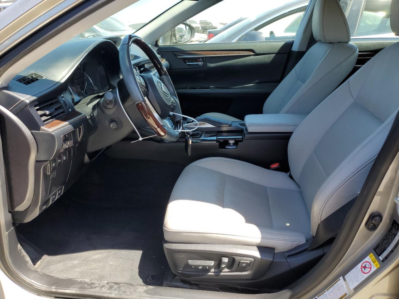 58ABK1GG4GU018701 2016 Lexus Es 350