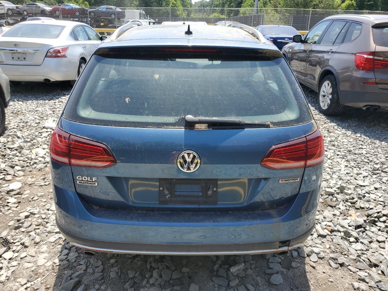 3VWM17AU0KM500908 2019 Volkswagen Golf Alltrack S