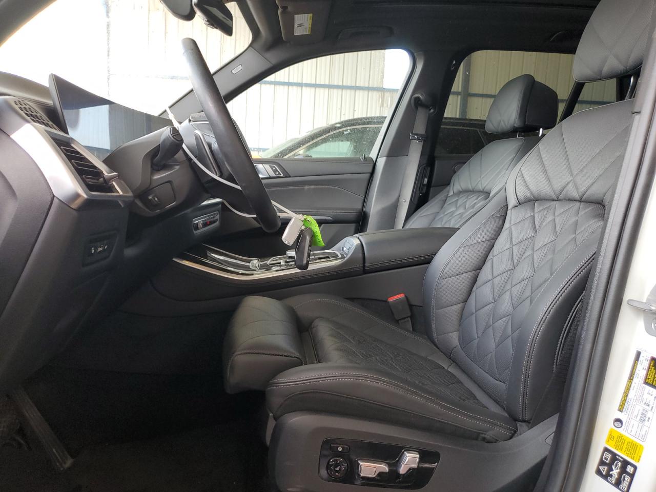 5UX23EU06R9S89013 2024 BMW X5 xDrive40I