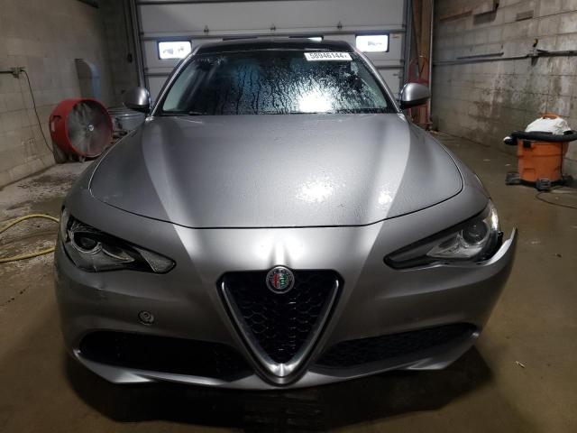 ZARFAEDN2H7554093 2017 Alfa Romeo Giulia Q4