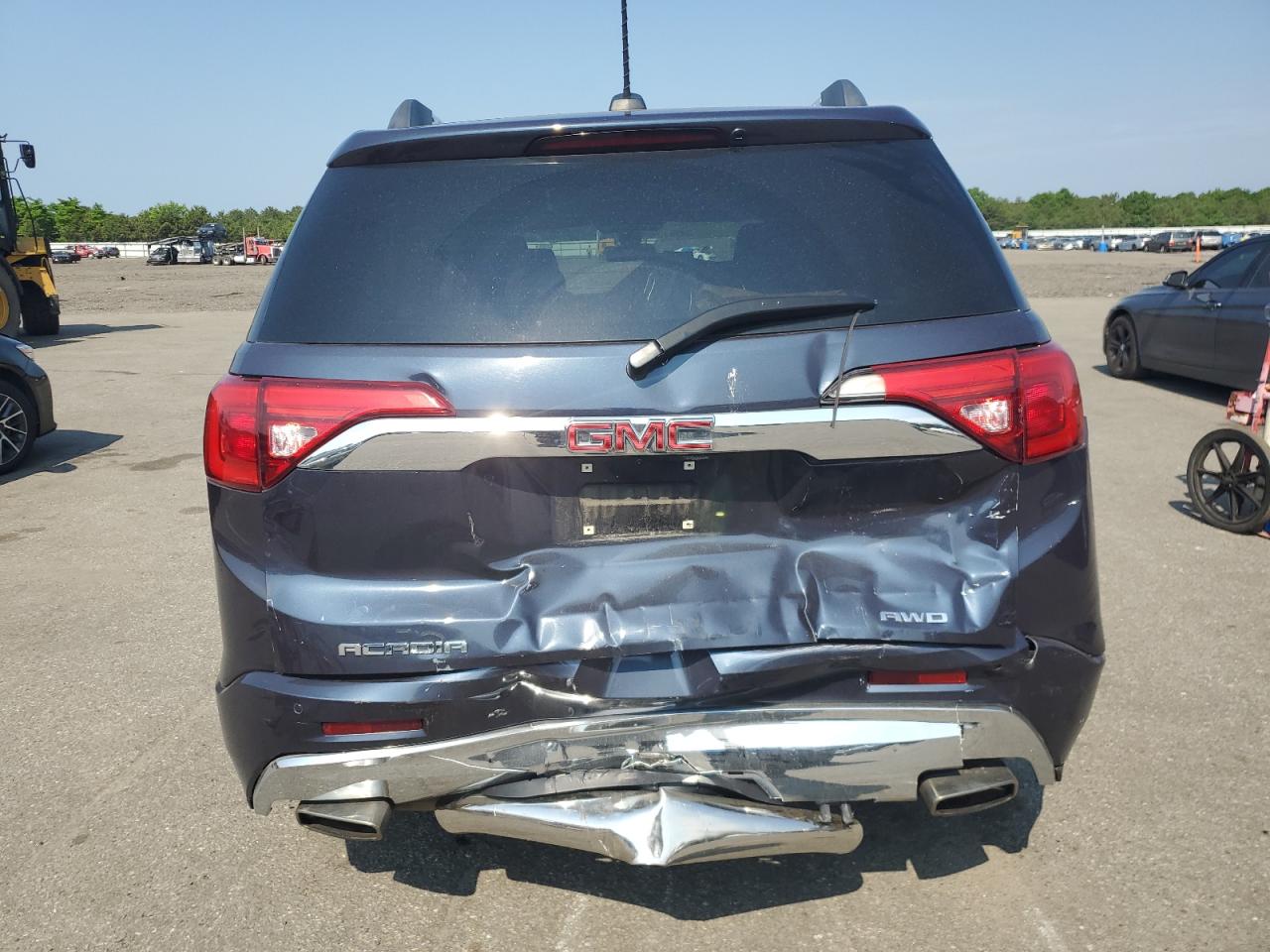 1GKKNXLS6KZ212033 2019 GMC Acadia Denali