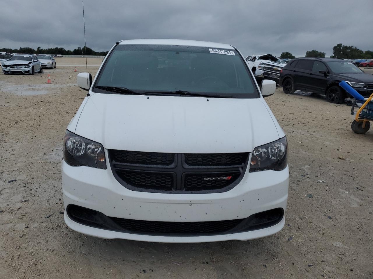 2C4RDGBG8HR548926 2017 Dodge Grand Caravan Se