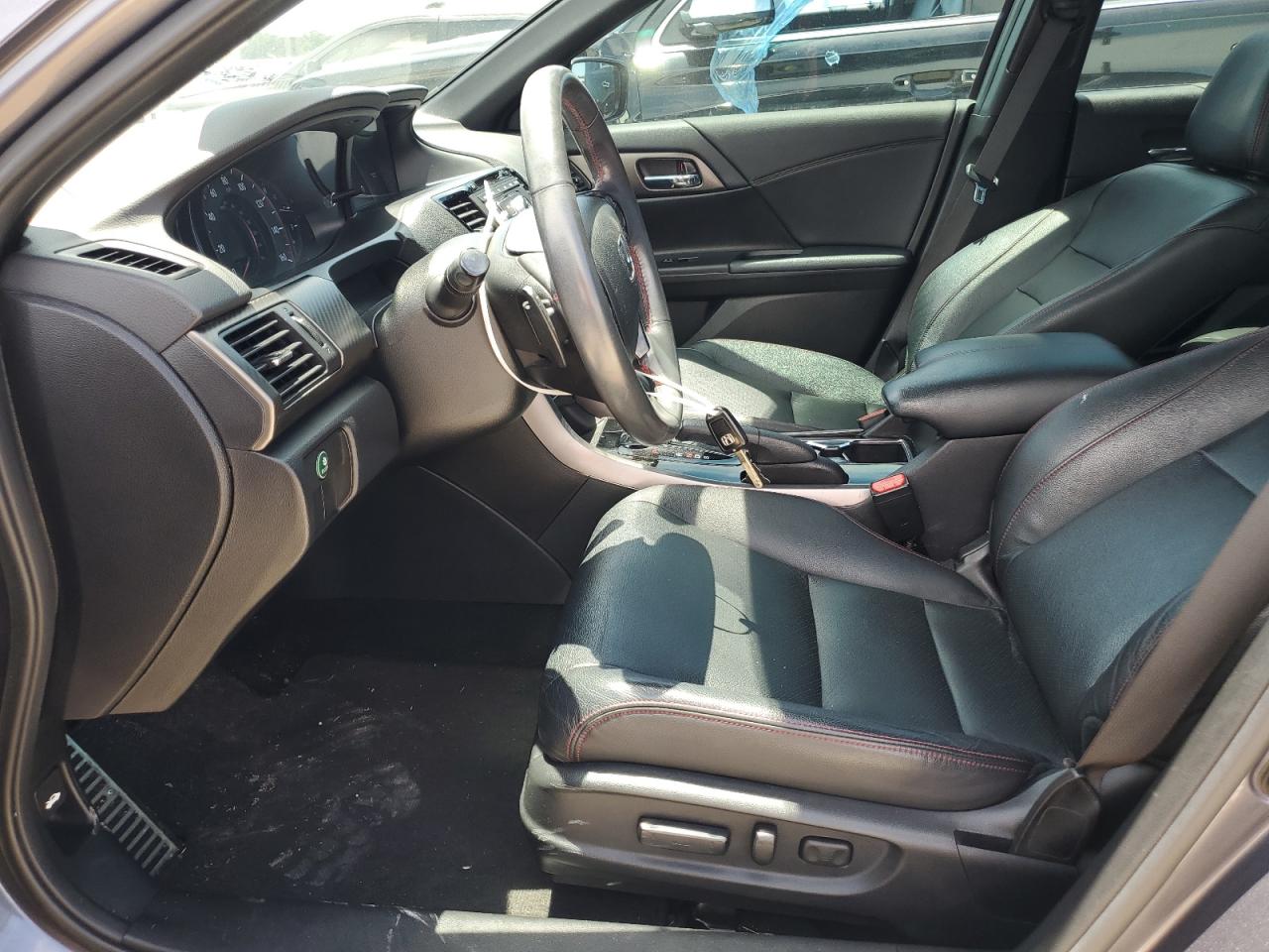 1HGCR2F18HA199644 HONDA ACCORD 2017