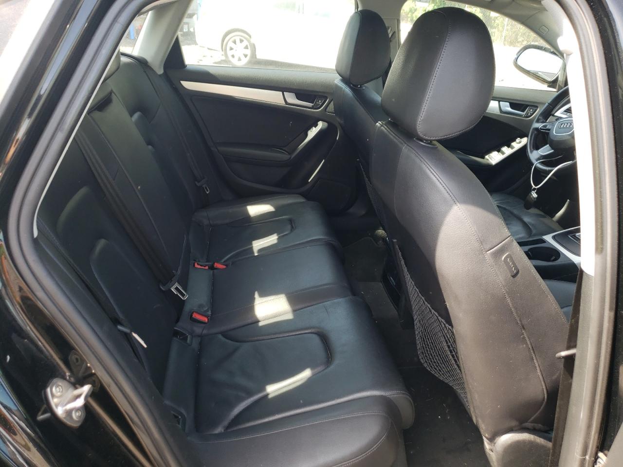 WAUBFAFLXFN033370 2015 Audi A4 Premium