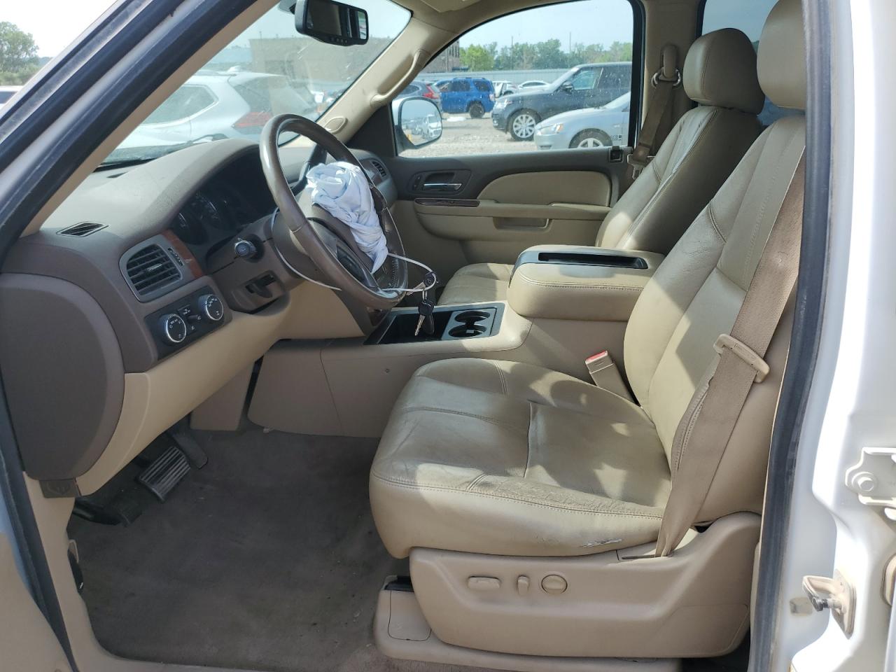 1GNSKBE09CR174678 2012 Chevrolet Tahoe K1500 Lt