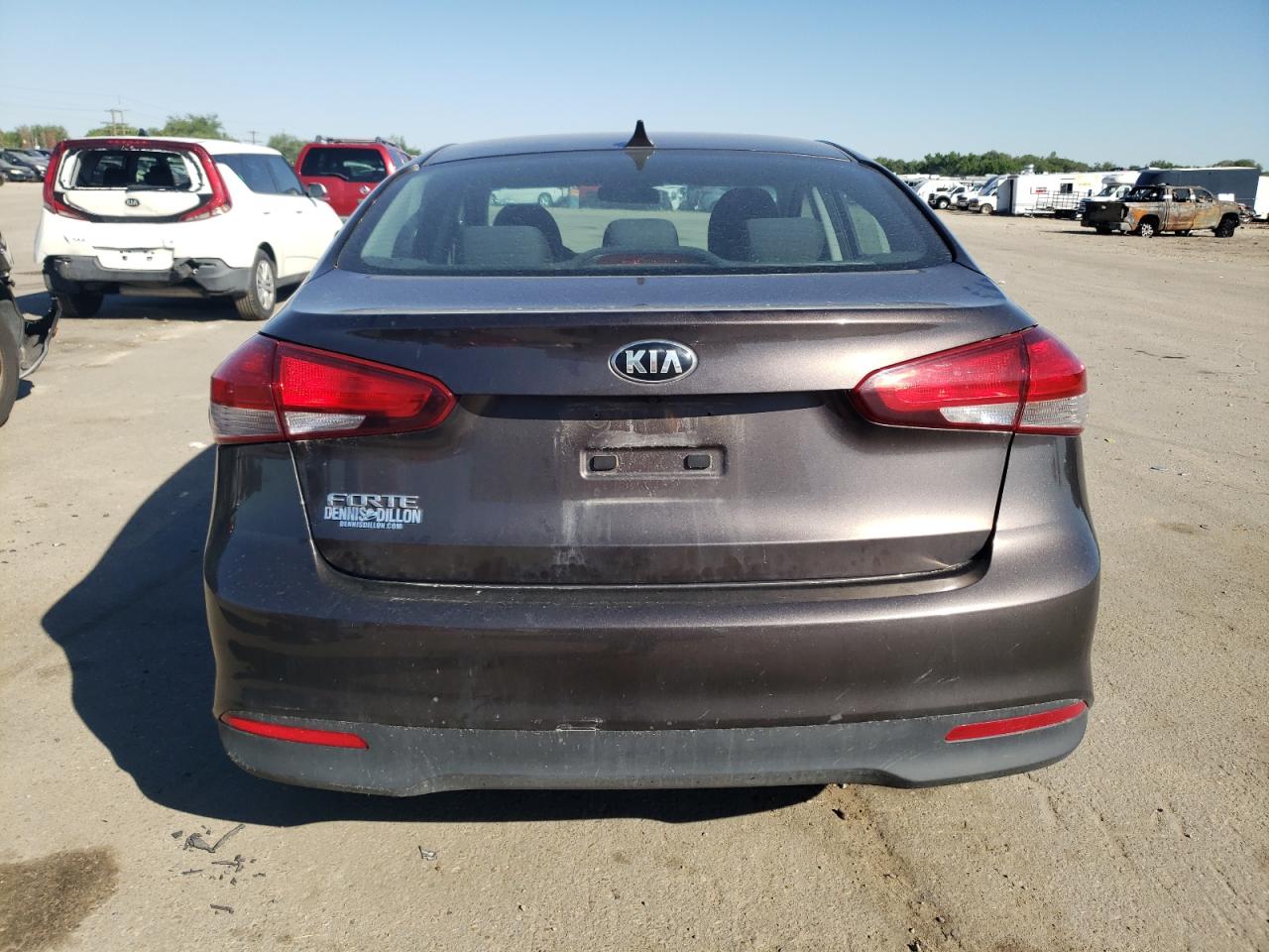 3KPFL4A75HE022020 2017 Kia Forte Lx