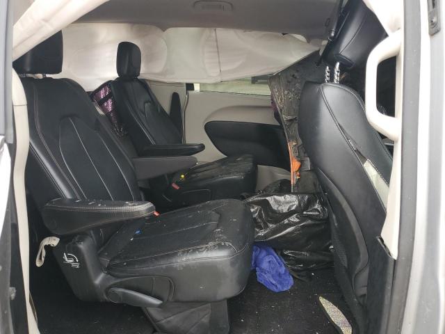 2018 Chrysler Pacifica Touring L VIN: 2C4RC1BG8JR185906 Lot: 57459004