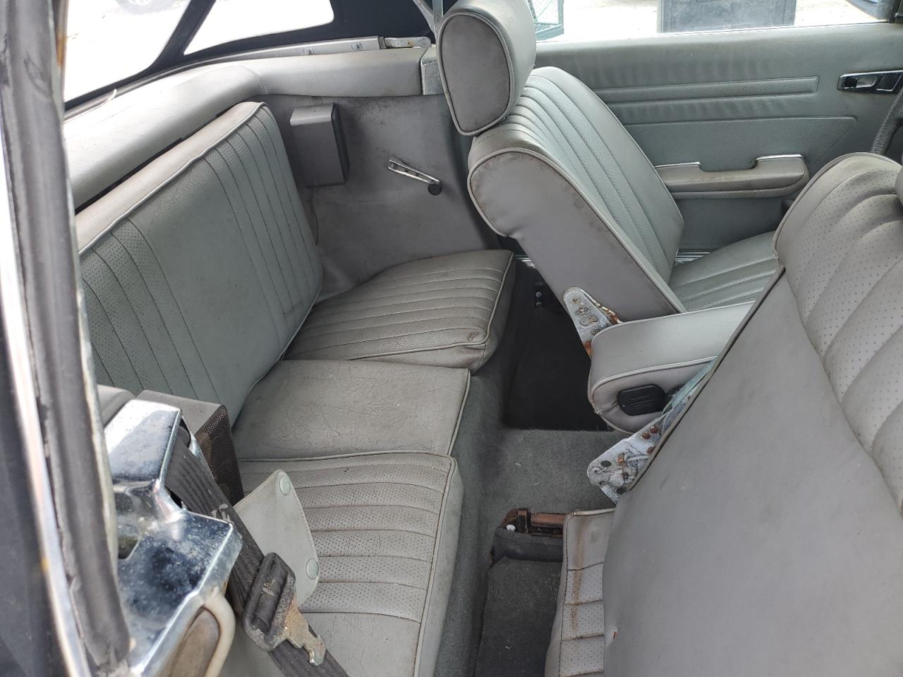 WDBBA45A7CB018064 1982 Mercedes-Benz 380 Sl