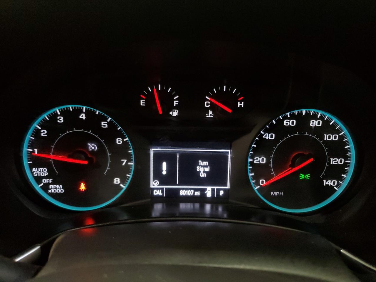 2GNAXJEV0J6184043 2018 Chevrolet Equinox Lt