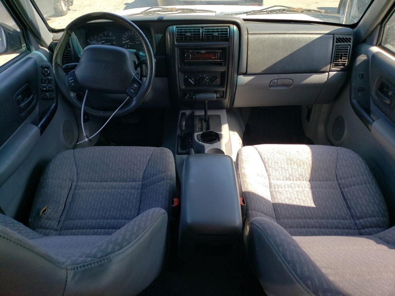 1J4FJ68S0WL285011 1998 Jeep Cherokee Sport