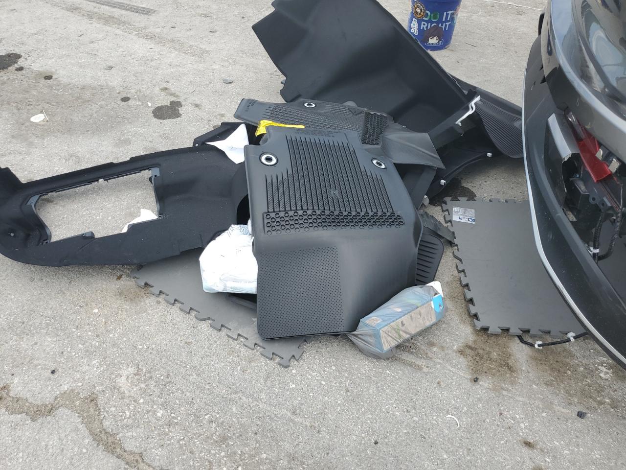 JTDAAAAF7P3010365 2023 Toyota Crown Xle