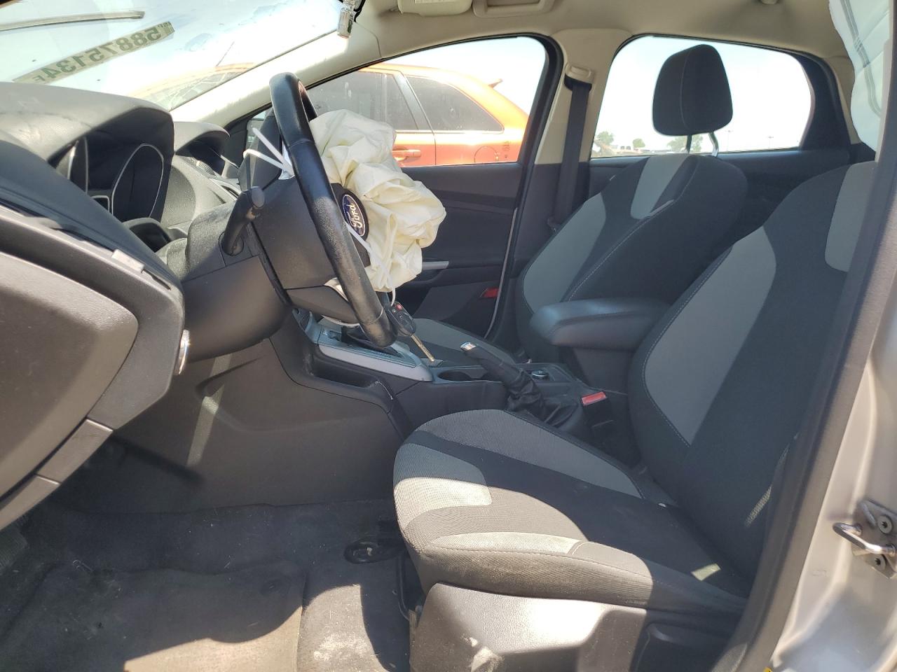 1FAHP3K29CL188766 2012 Ford Focus Se