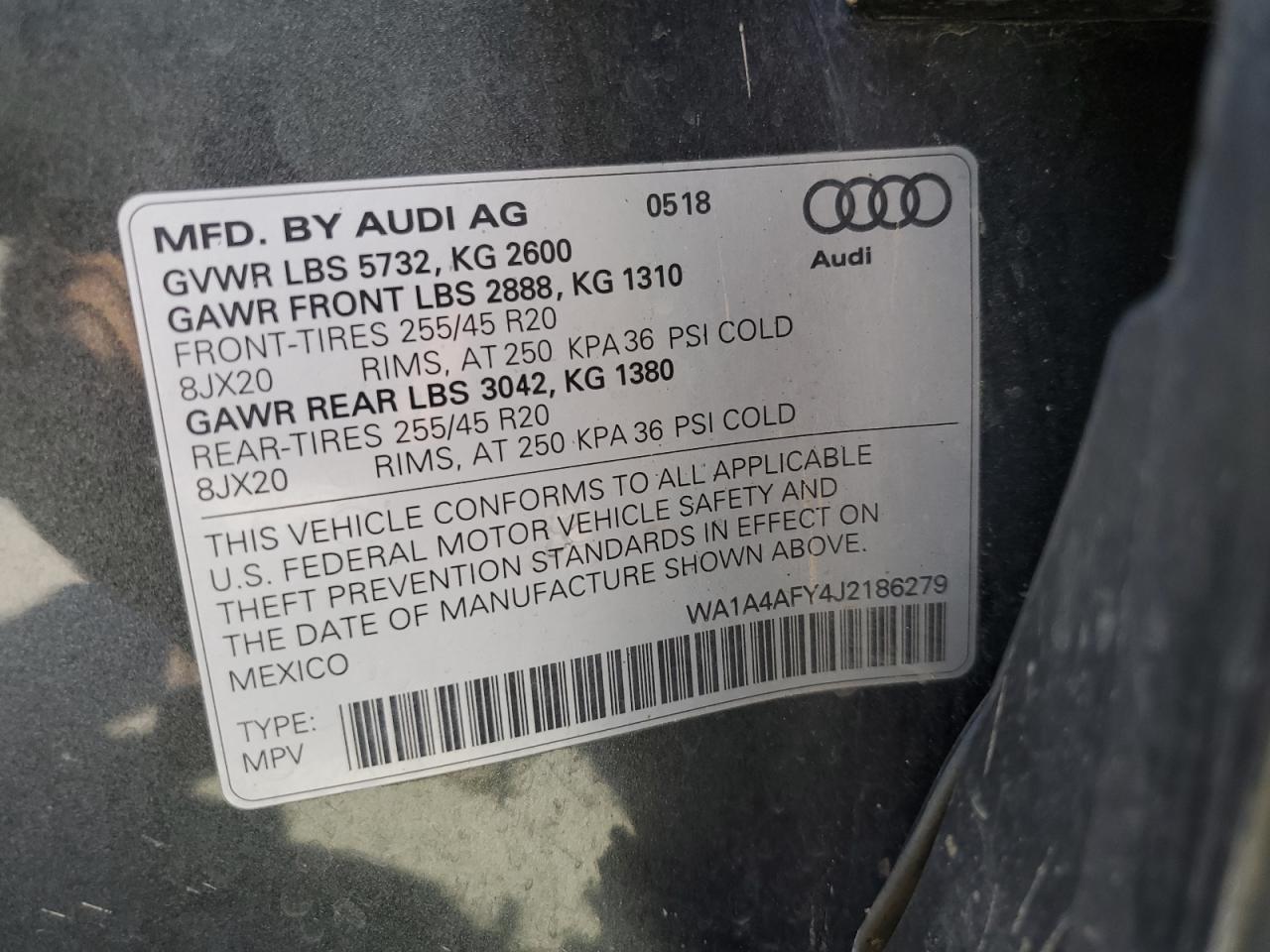 WA1A4AFY4J2186279 2018 Audi Sq5 Premium Plus