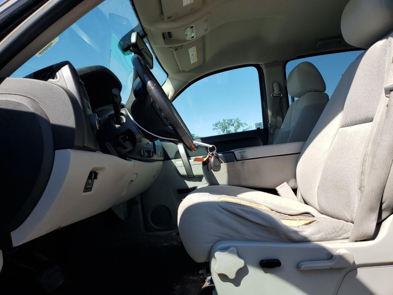 3GCPKSE36BG330019 2011 Chevrolet Silverado K1500 Lt