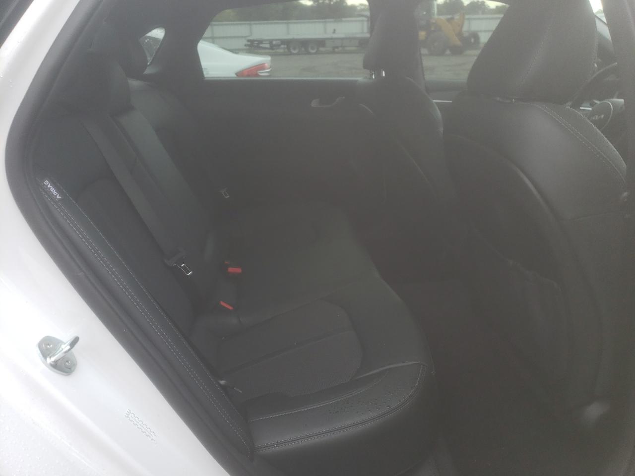 5XXG64J2XRG265511 2024 Kia K5 Gt Line