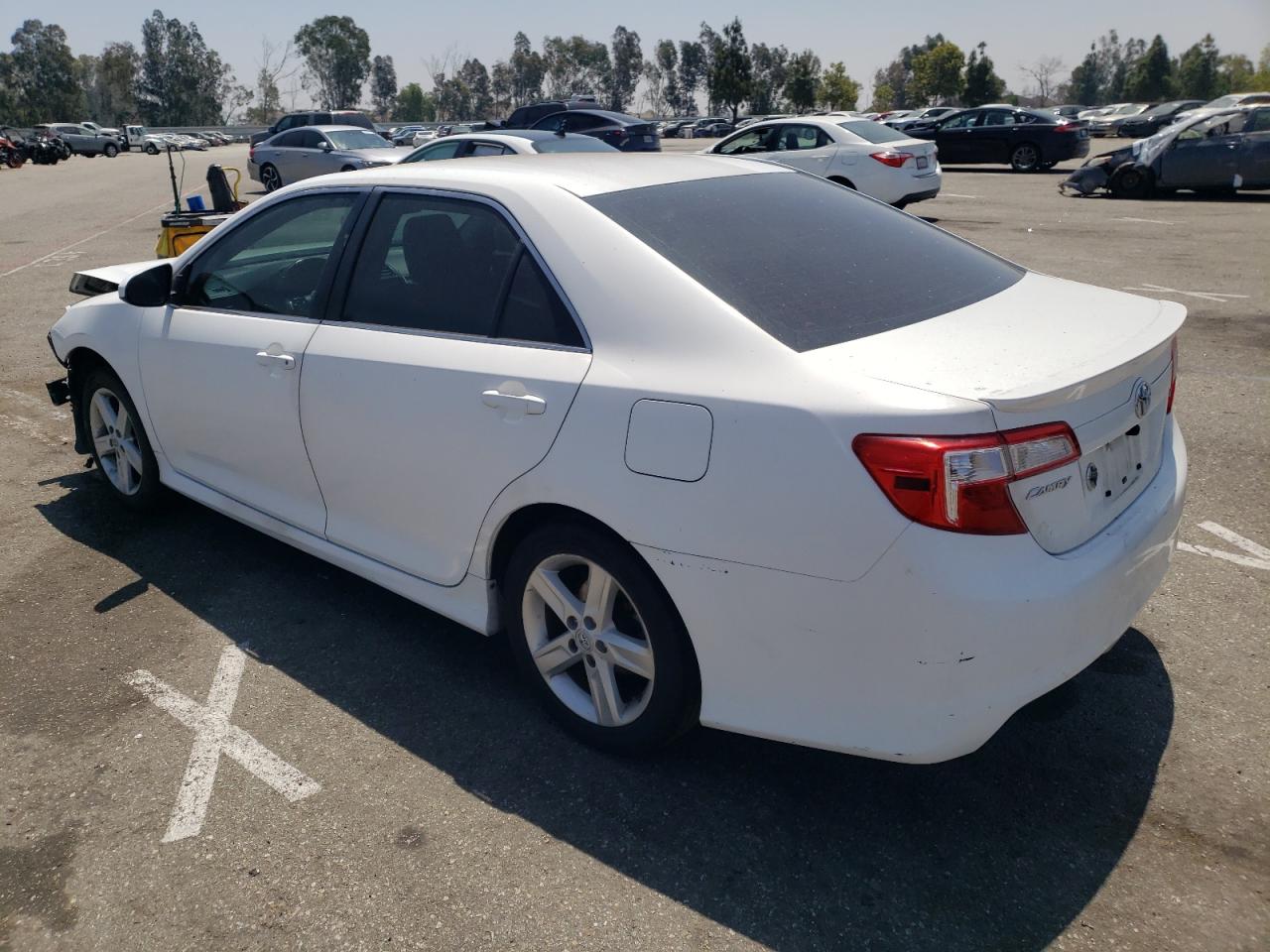 4T1BF1FK6CU562631 2012 Toyota Camry Base