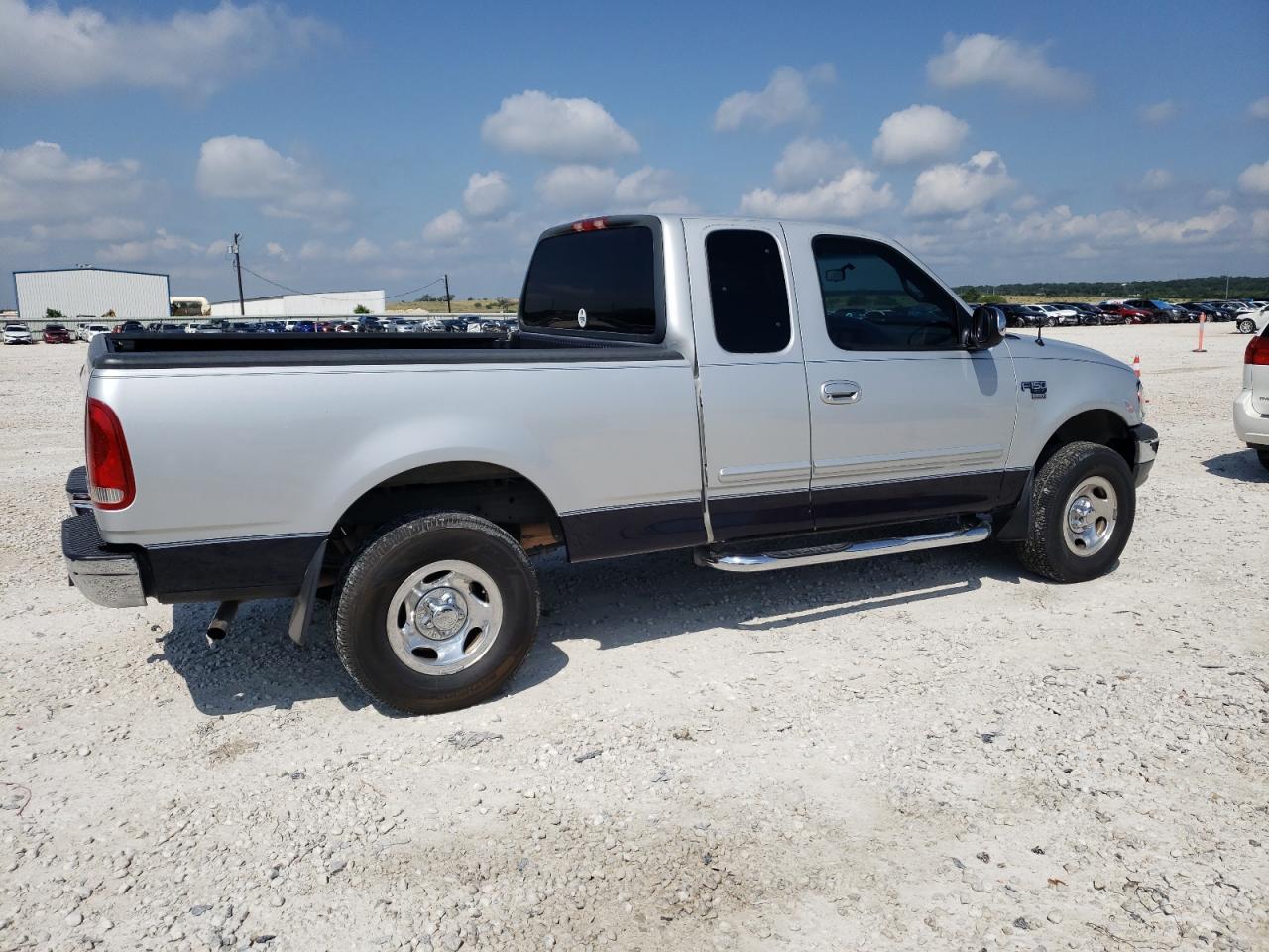 1FTRX17L1YNC09383 2000 Ford F150