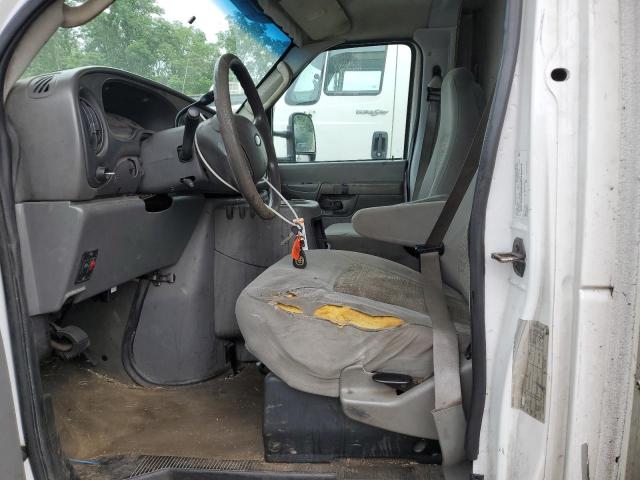 2005 Ford Econoline E350 Super Duty Cutaway Van VIN: 1FDWE35L55HA74194 Lot: 56825004