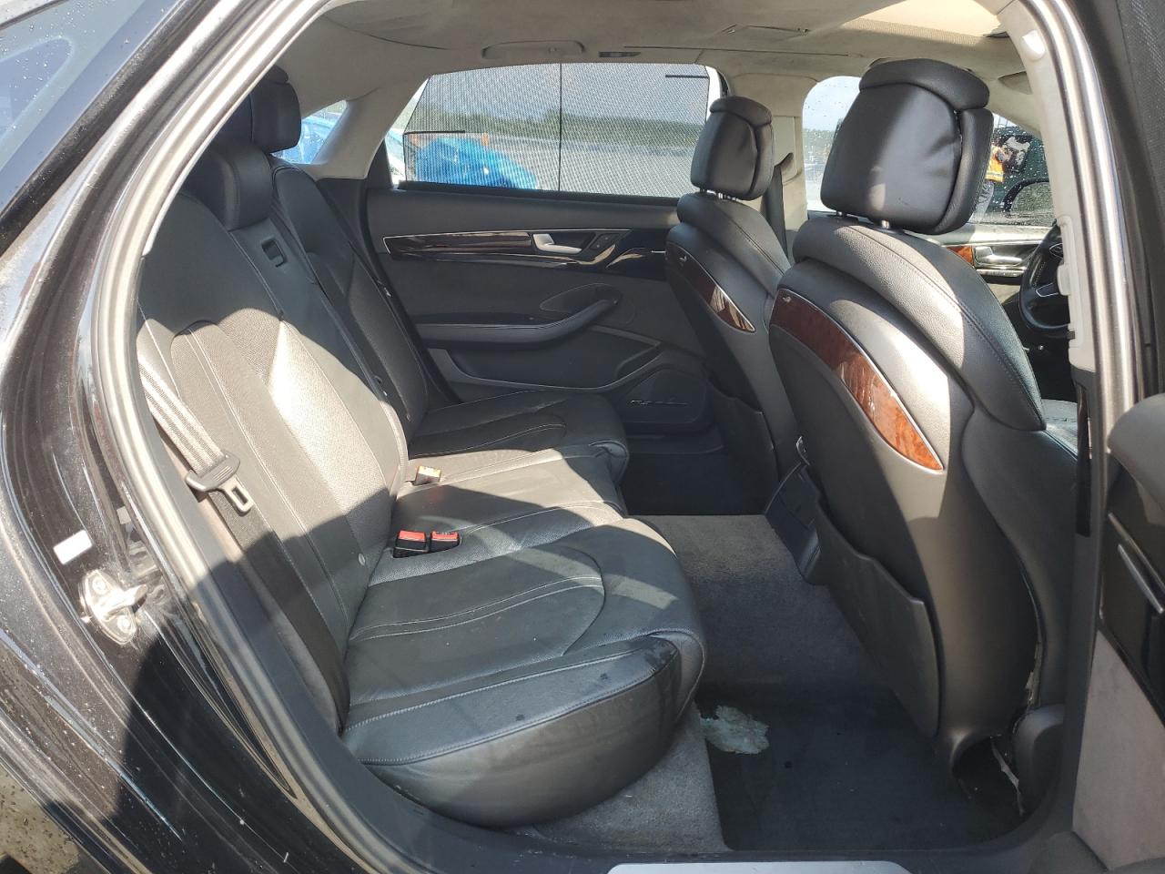 WAURVAFD1BN027073 2011 Audi A8 L Quattro