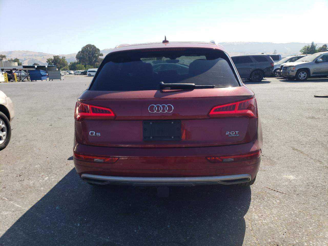 WA1BNAFY1J2094466 2018 Audi Q5 Premium Plus