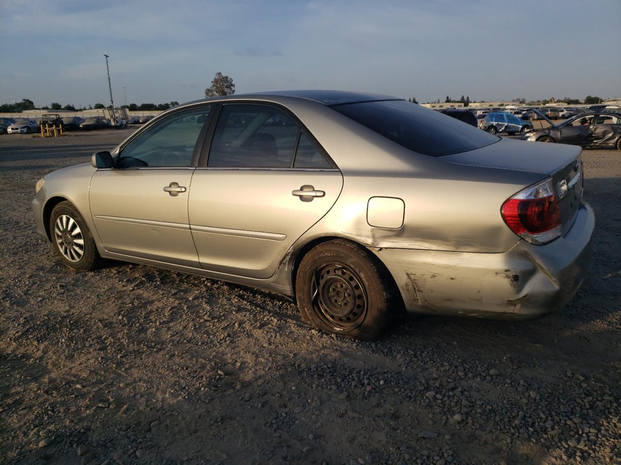 4T1BE32K65U984535 2005 Toyota Camry Le