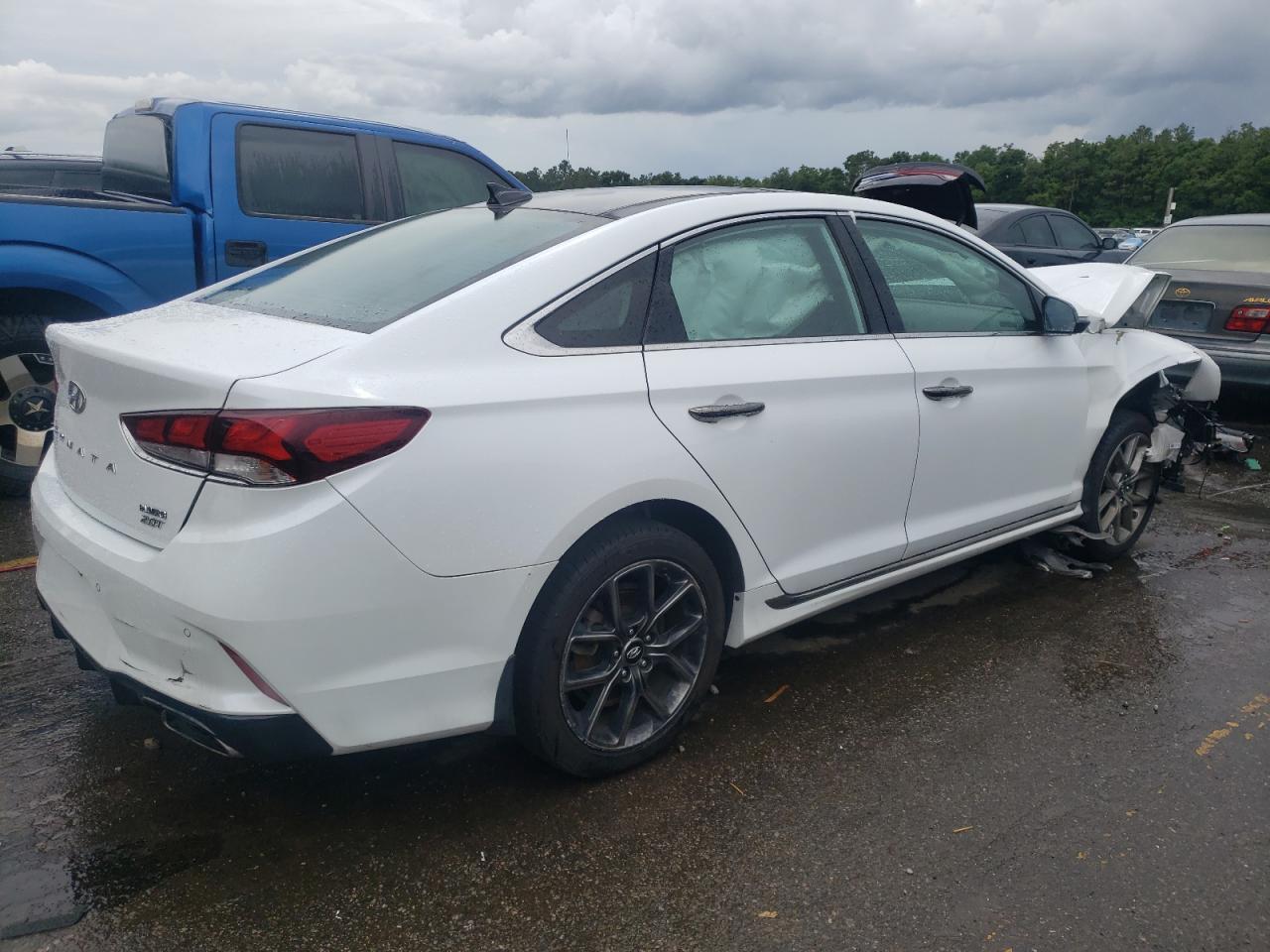 Lot #2699027762 2019 HYUNDAI SONATA LIM