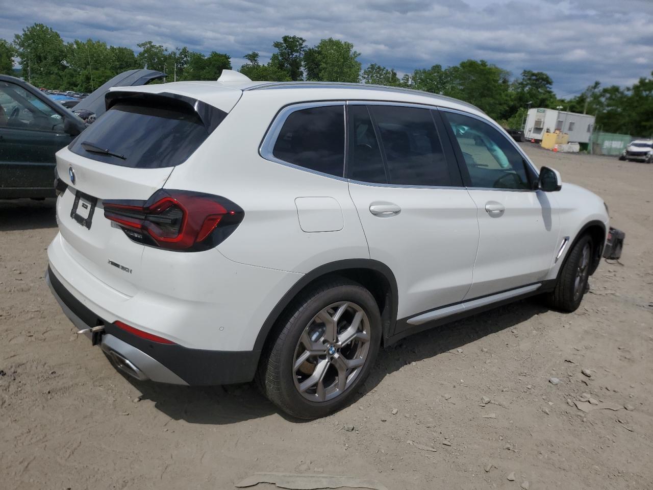 2024 BMW X3 xDrive30I vin: 5UX53DP04R9T94619