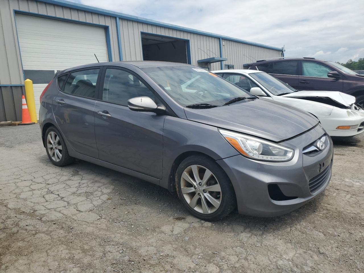 KMHCU5AE1EU147903 2014 Hyundai Accent Gls