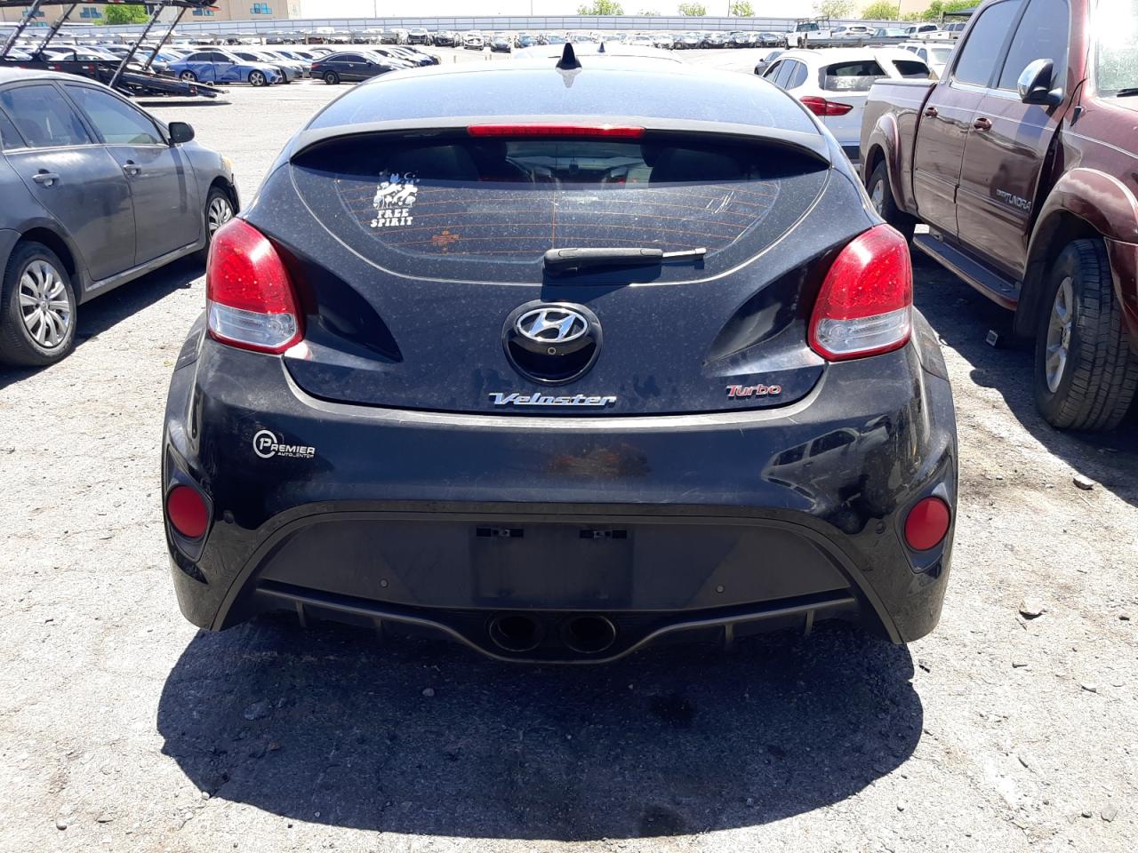 2015 Hyundai Veloster Turbo vin: KMHTC6AE3FU216861