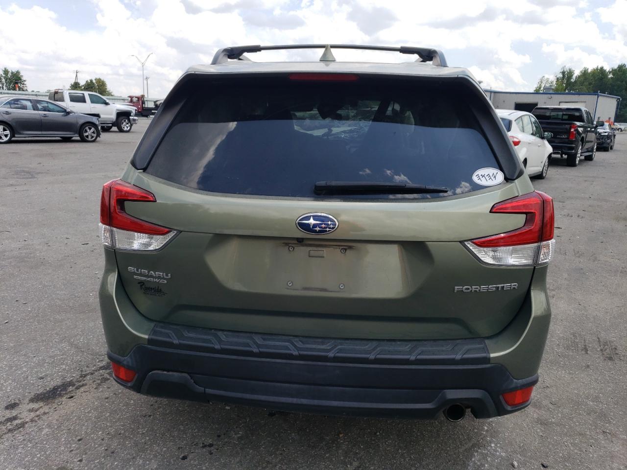 JF2SKASC2KH494819 2019 Subaru Forester Limited