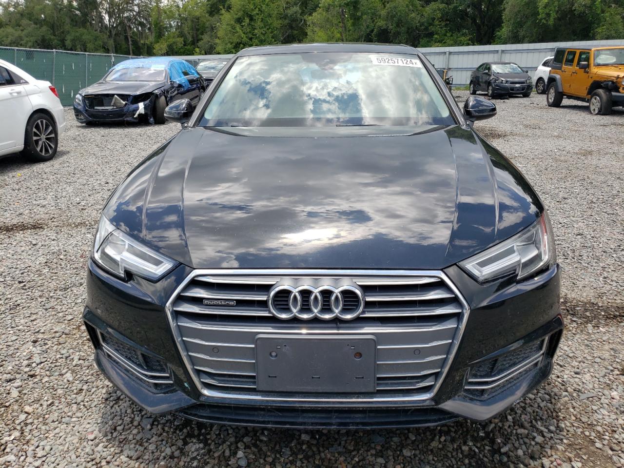 2017 Audi A4 Premium Plus vin: WAUENAF44HN021985