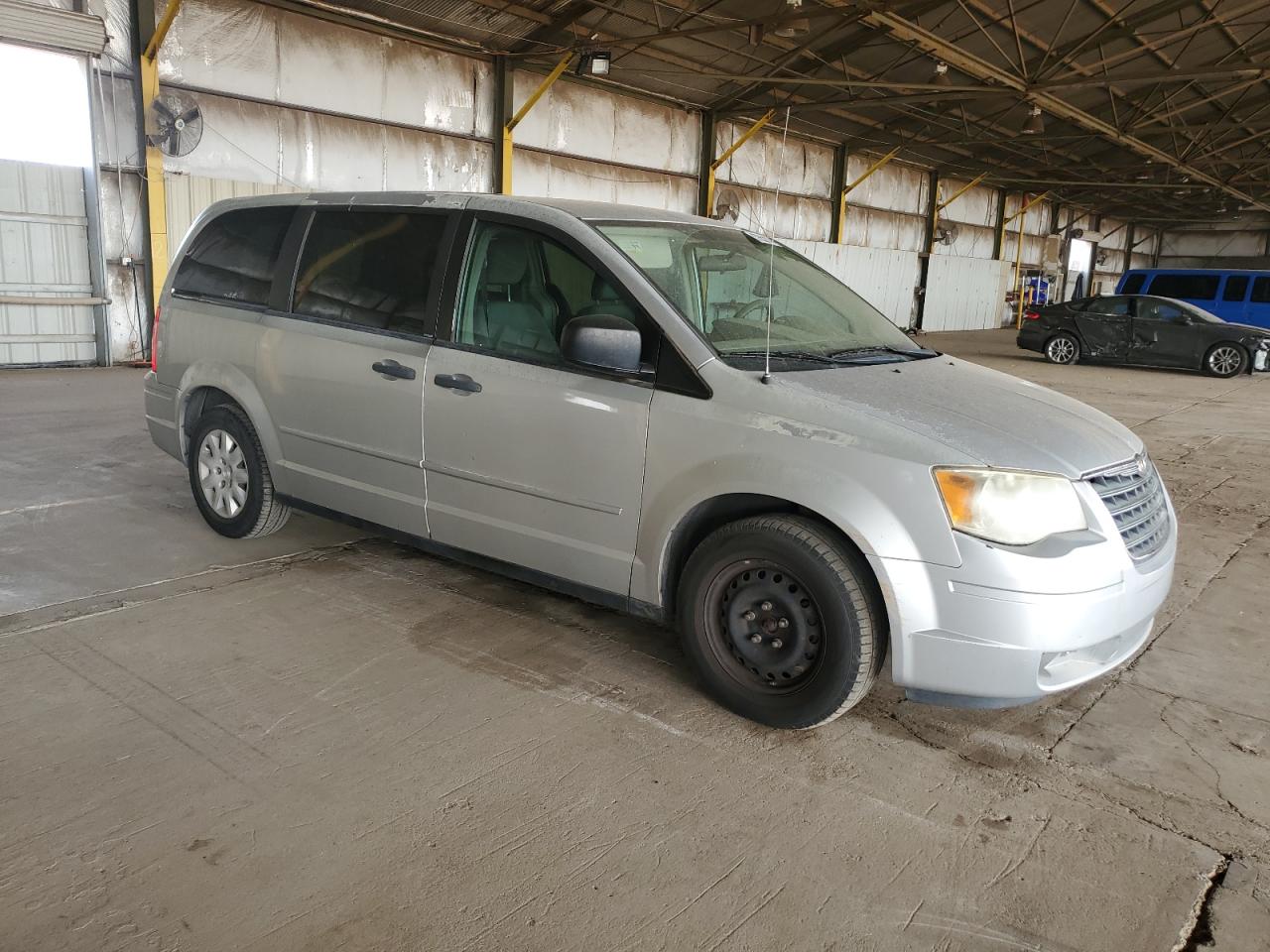 2A8HR44H88R668235 2008 Chrysler Town & Country Lx