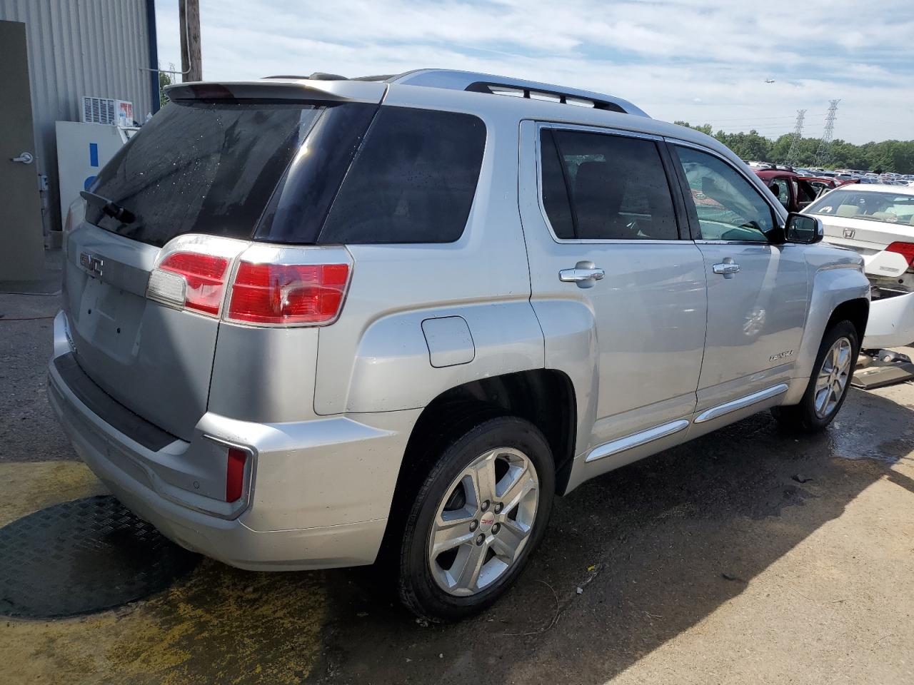 2GKALREK1H6137708 2017 GMC Terrain Denali