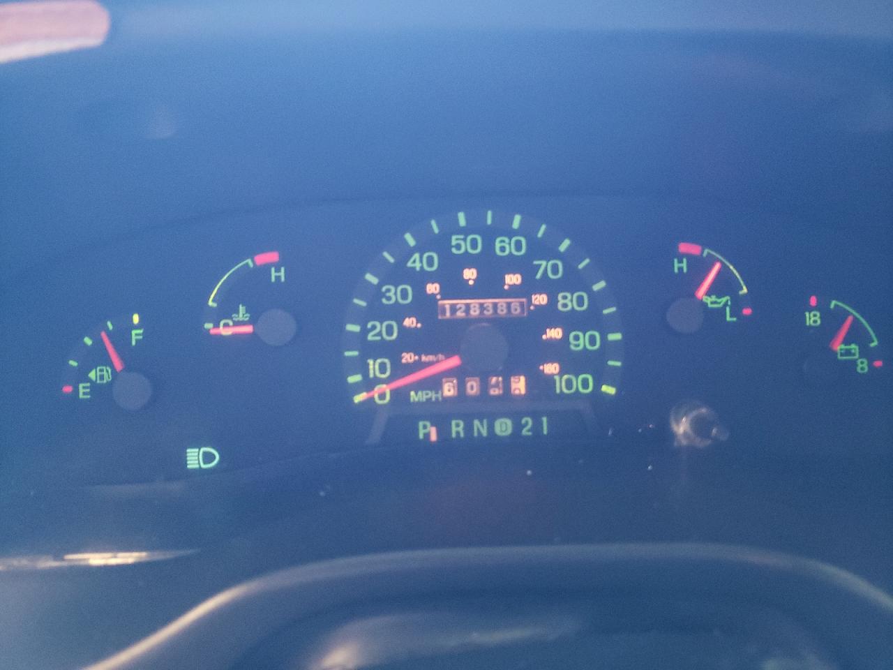 1FDRE1469WHA60278 1998 Ford Econoline E150 Van