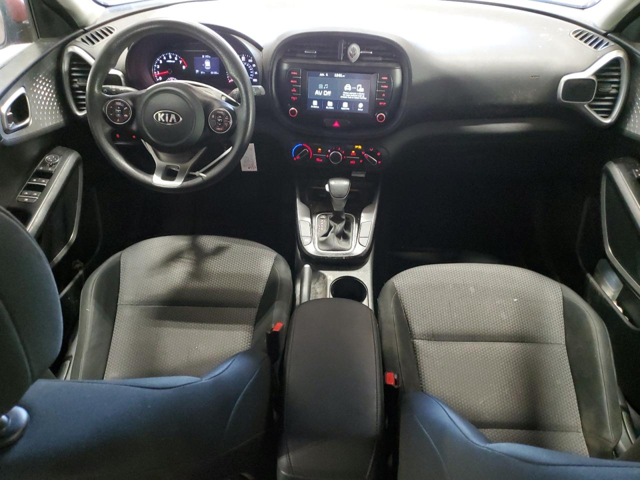 KNDJ23AU3L7108951 2020 Kia Soul Lx