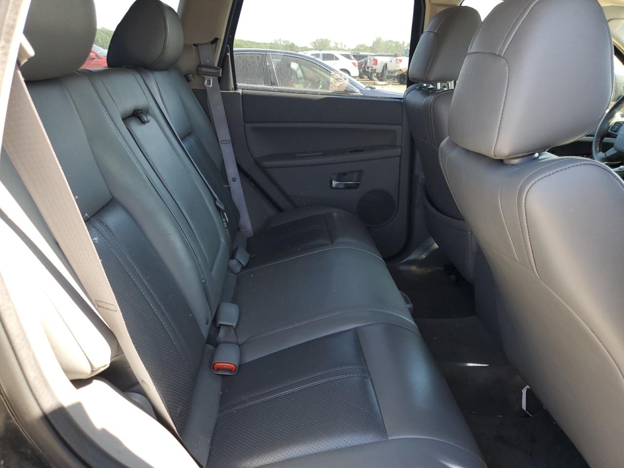 1J4HR58N15C729128 2005 Jeep Grand Cherokee Limited