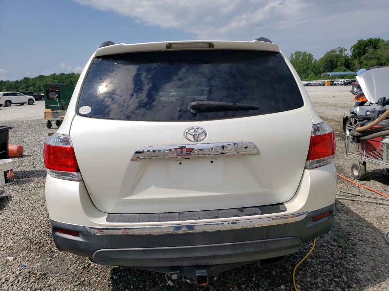 5TDYK3EH6DS116481 2013 Toyota Highlander Limited