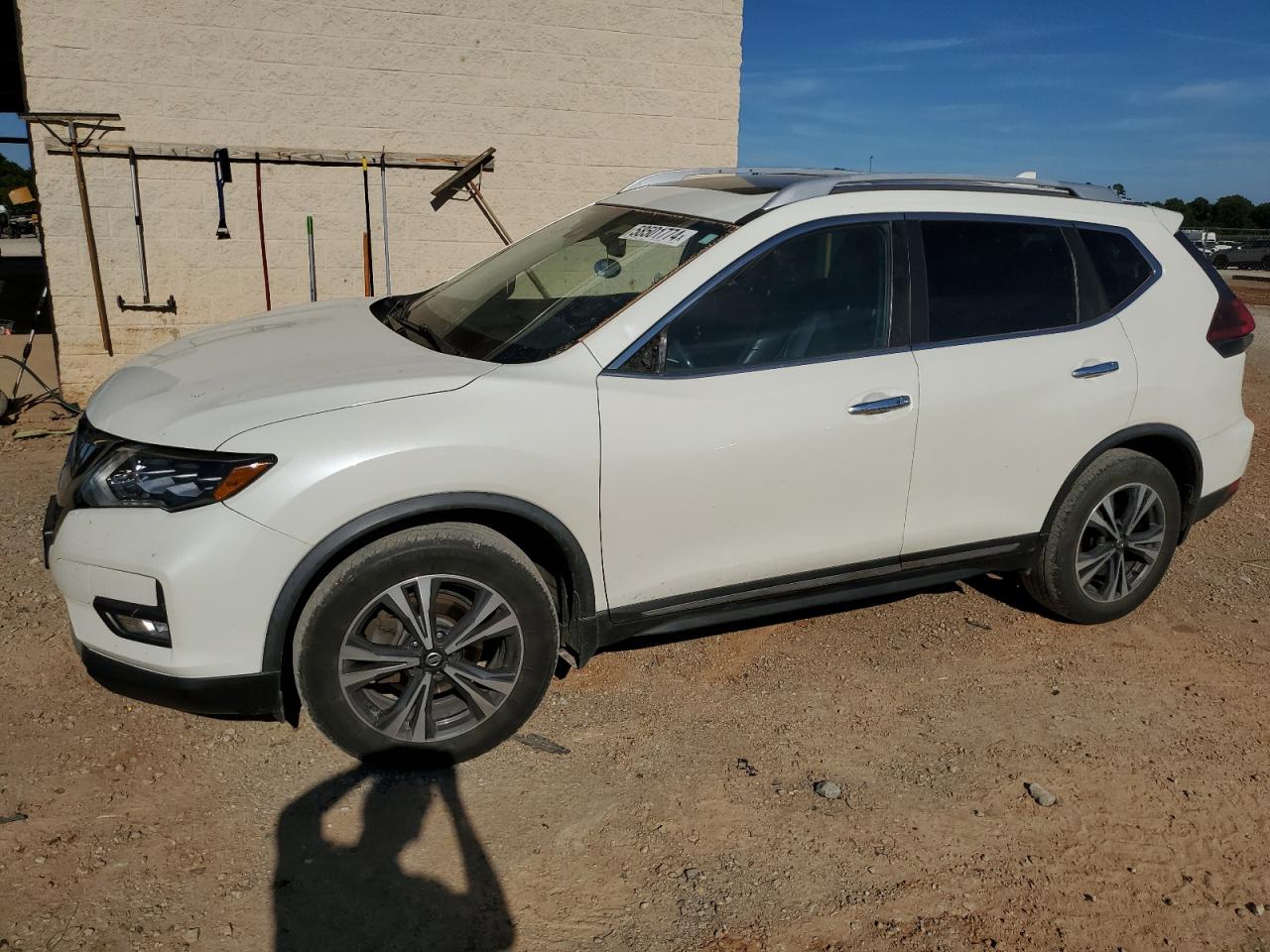 JN8AT2MV7JW304376 NISSAN ROGUE 2018