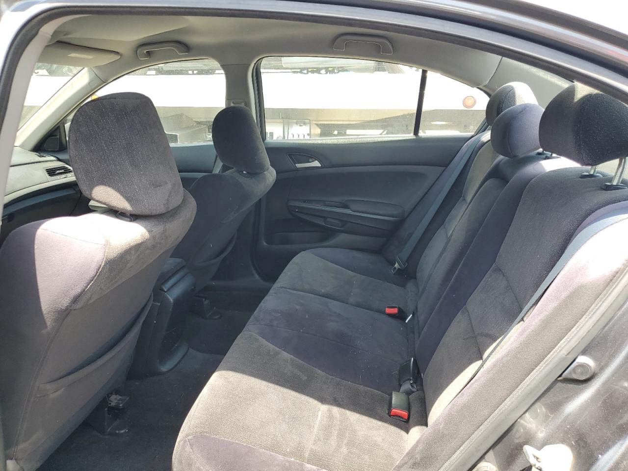 1HGCP2F48AA085553 2010 Honda Accord Lxp