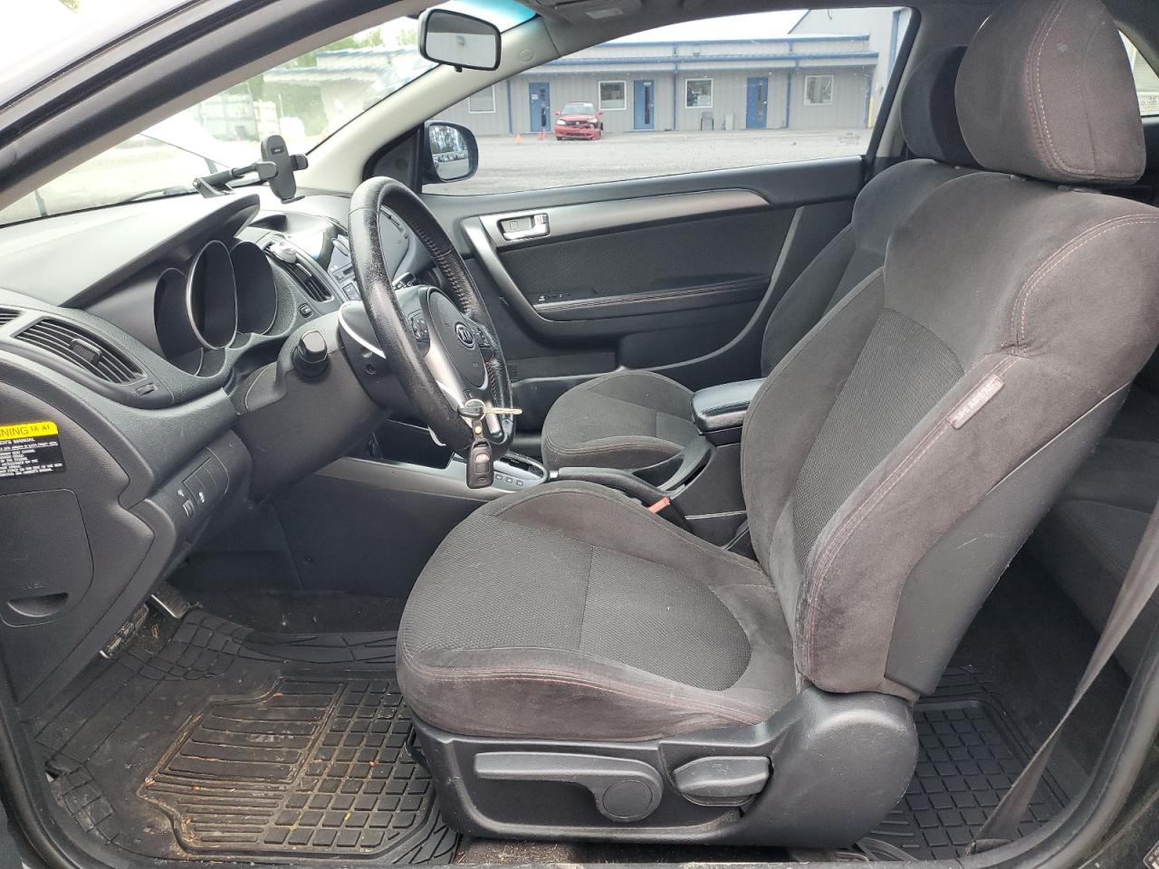 KNAFW6A31A5174214 2010 Kia Forte Sx