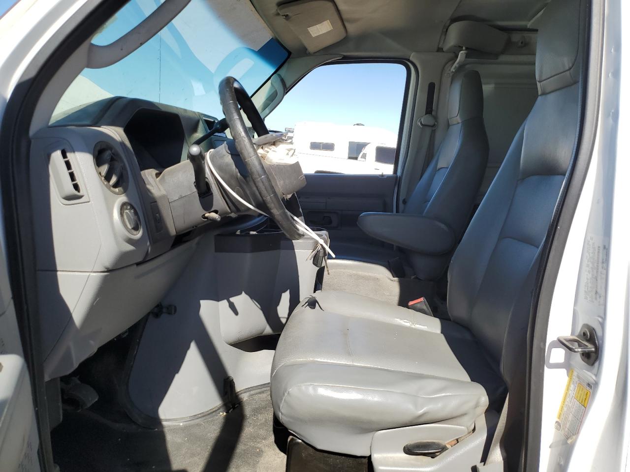 1FTNE2EL4BDA59148 2011 Ford Econoline E250 Van