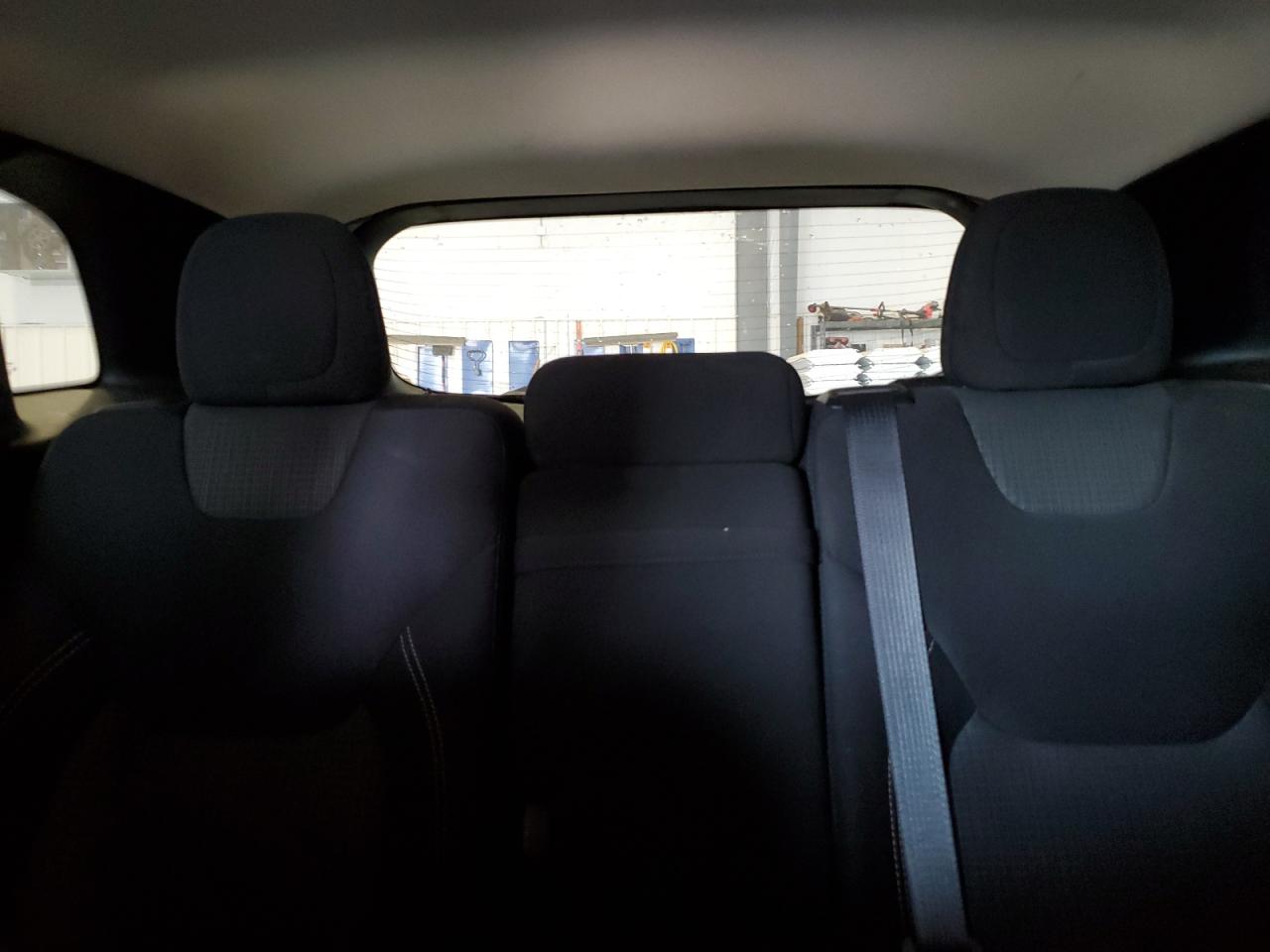 1C4PJLCB1GW369953 2016 Jeep Cherokee Latitude