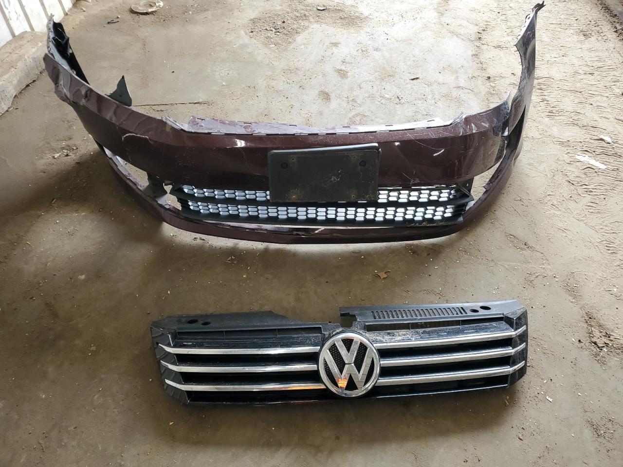 1VWBH7A32DC020996 2013 Volkswagen Passat Se