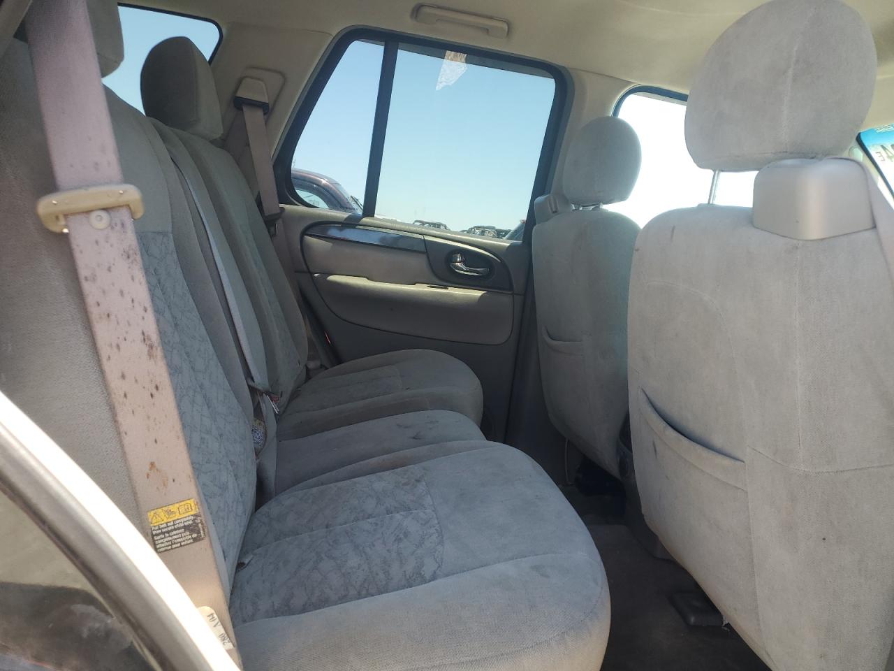 1GKDS13S352186292 2005 GMC Envoy