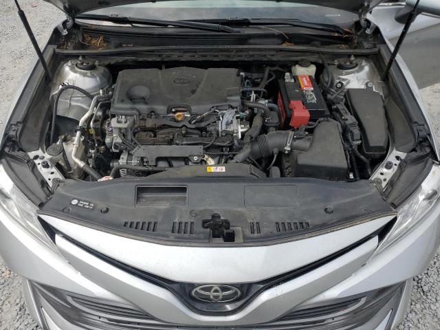 2018 Toyota Camry L VIN: 4T1B11HK1JU072820 Lot: 61120324