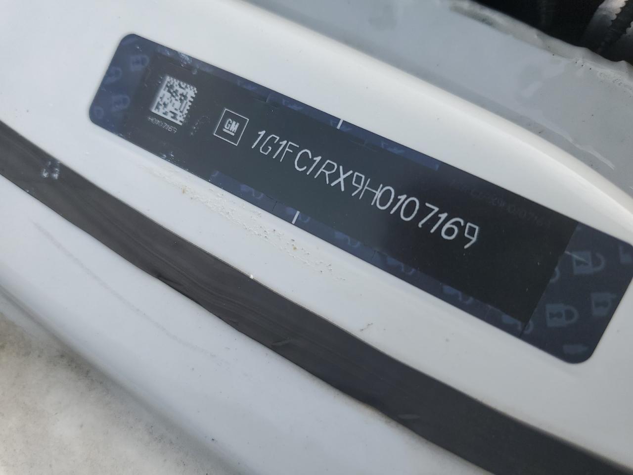 1G1FC1RX9H0107169 2017 Chevrolet Camaro Lt